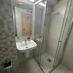 Apartment Cozy Corner-free Parking-self Check-in
