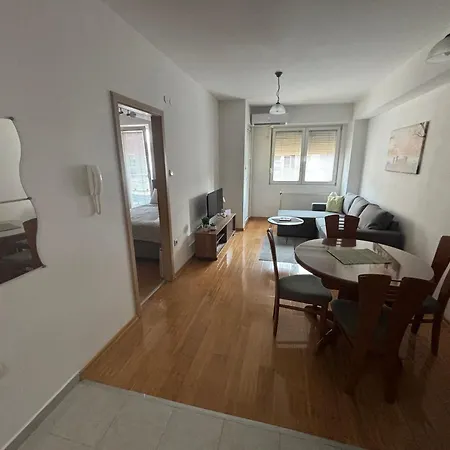 Cozy Corner-free Parking-self Check-in Skopje